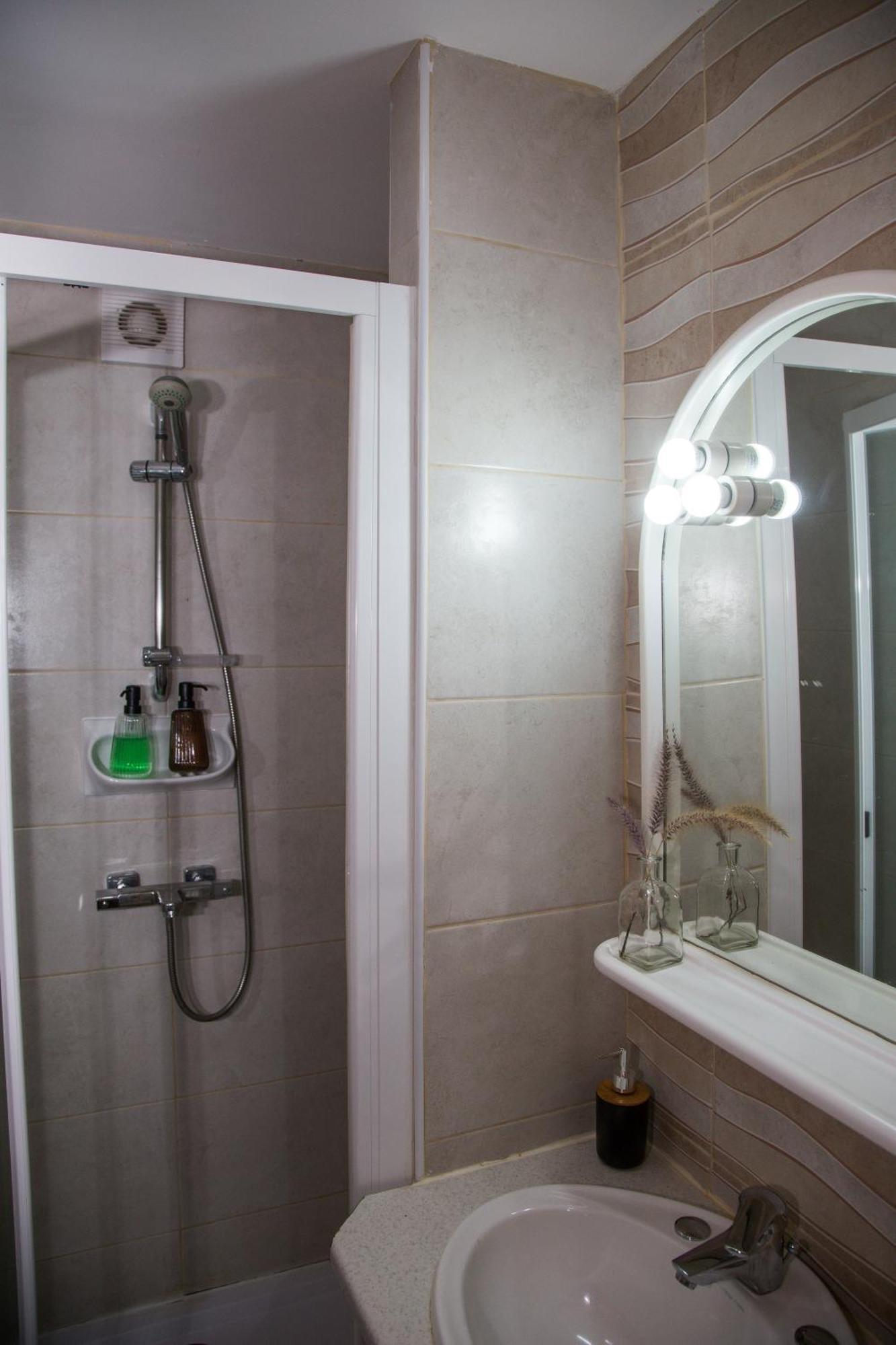 A La Maison B&B Xagħra Esterno foto