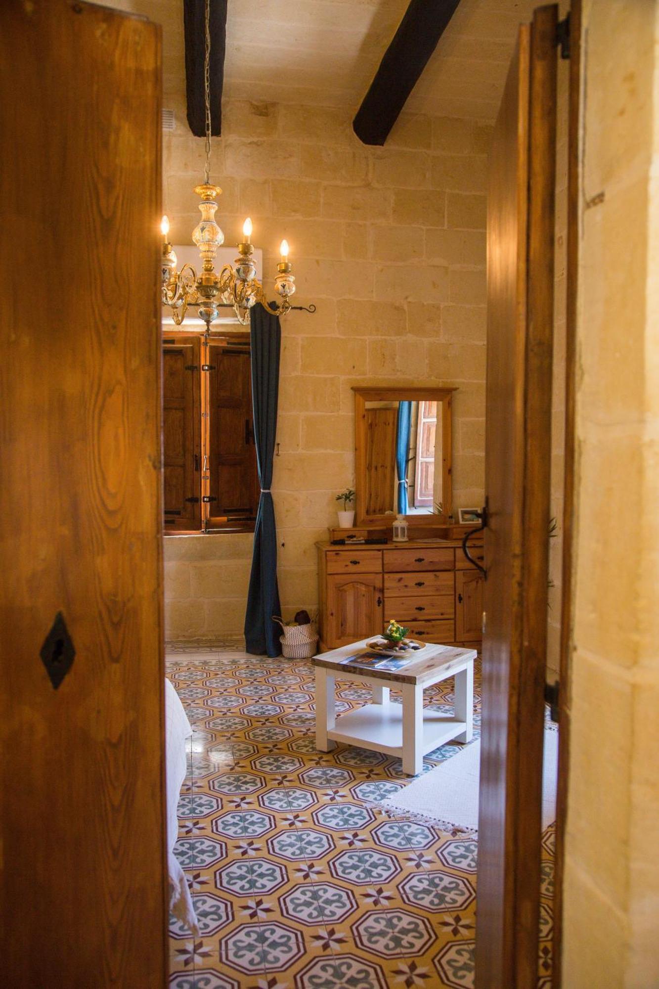 A La Maison B&B Xagħra Esterno foto
